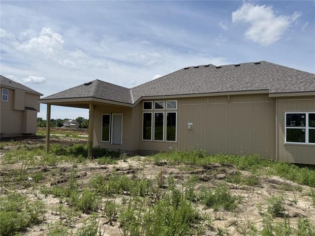 10511 N Highland Place, Kansas City, MO 64155