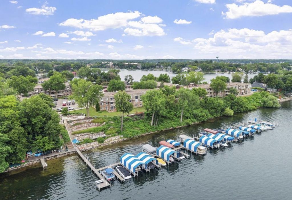 4371 Wilshire Boulevard 303, Mound, MN 55364 — exterior