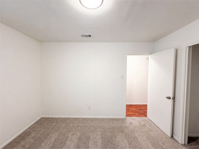 5736 Sea Breeze Lane, Fort Worth, TX 76135