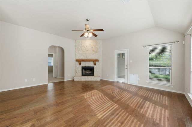 9028 Manana Street, Fort Worth, TX 76244