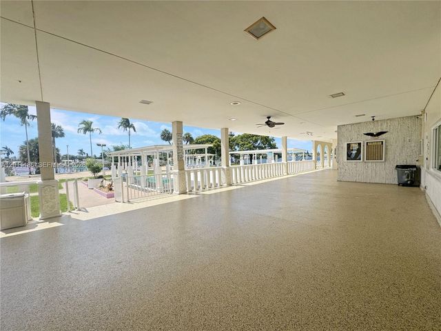 2863 SW 58th Manor, Dania Beach, FL 33312