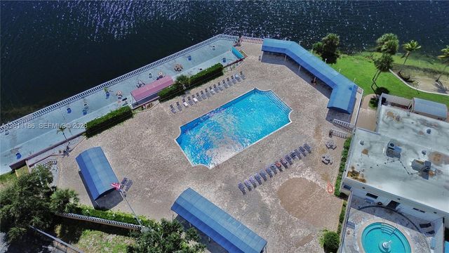 2863 SW 58th Manor, Dania Beach, FL 33312