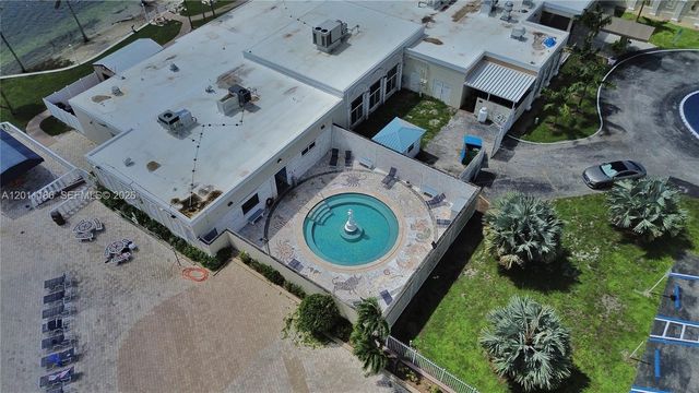 2863 SW 58th Manor, Dania Beach, FL 33312