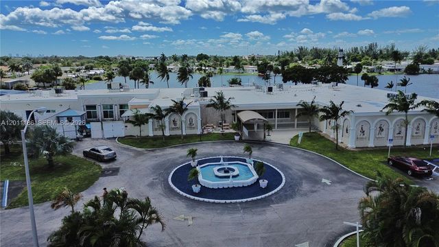 2863 SW 58th Manor, Dania Beach, FL 33312