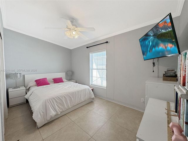 2863 SW 58th Manor, Dania Beach, FL 33312