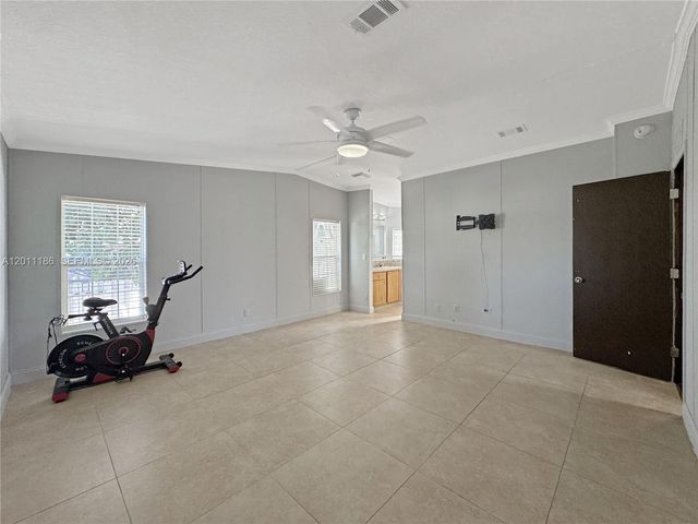 2863 SW 58th Manor, Dania Beach, FL 33312