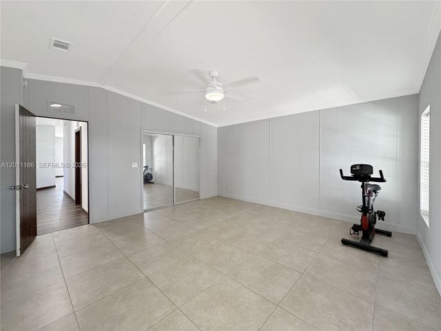 2863 SW 58th Manor, Dania Beach, FL 33312