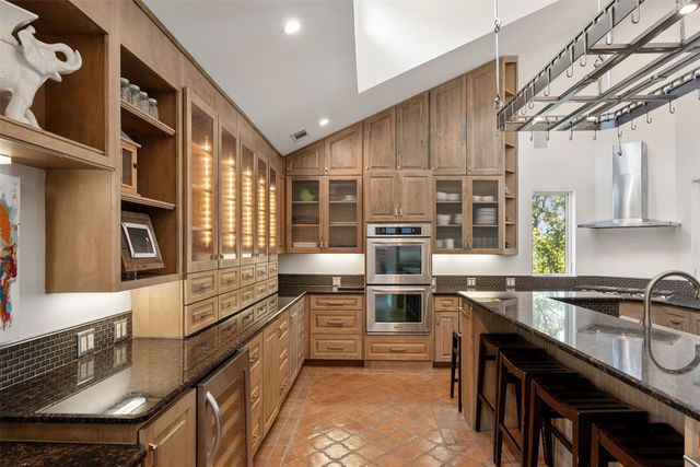 5461 Impala Point Drive, Athens, TX 75752