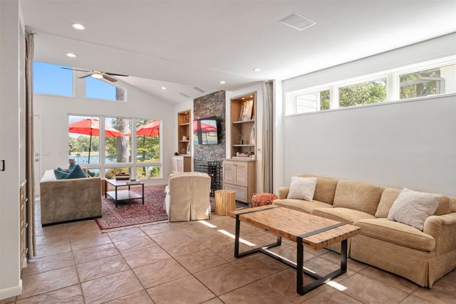 5461 Impala Point Drive, Athens, TX 75752