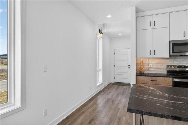 22502 W 93rd Terrace, Lenexa, KS 66227
