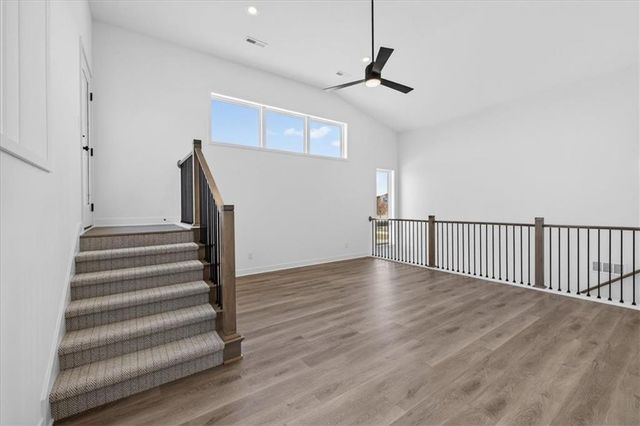 22502 W 93rd Terrace, Lenexa, KS 66227