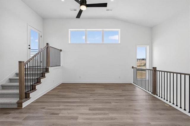 22502 W 93rd Terrace, Lenexa, KS 66227