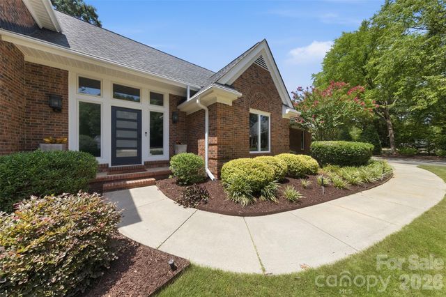 208 Kelly Court, Fort Mill, SC 29715