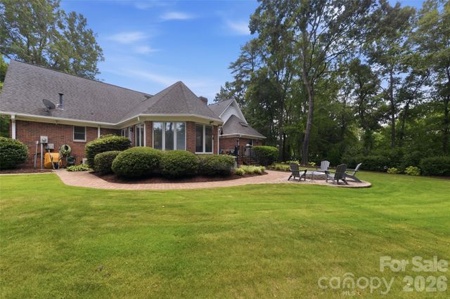 208 Kelly Court, Fort Mill, SC 29715