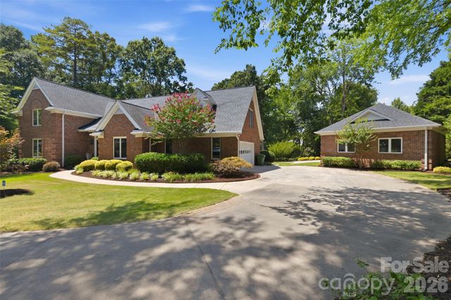 208 Kelly Court, Fort Mill, SC 29715