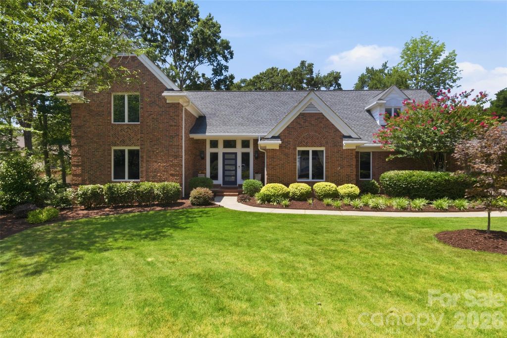 208 Kelly Court, Fort Mill, SC 29715
