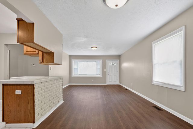 1795 Eastbrook Drive S, Columbus, OH 43223