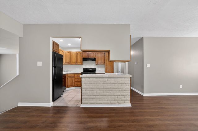 1795 Eastbrook Drive S, Columbus, OH 43223