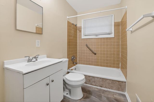 1795 Eastbrook Drive S, Columbus, OH 43223