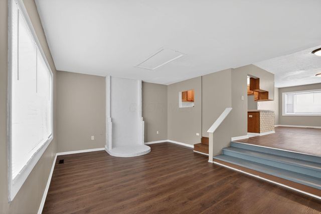1795 Eastbrook Drive S, Columbus, OH 43223