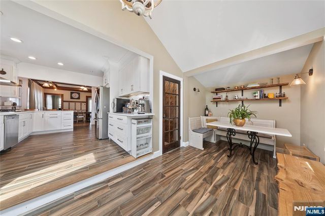 232 Webster Avenue, Lyndhurst, NJ 07071