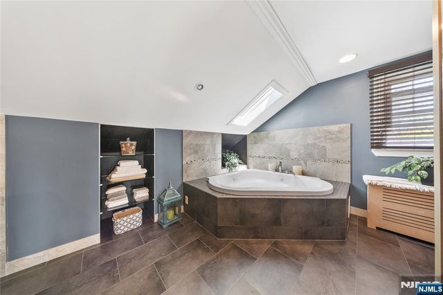 232 Webster Avenue, Lyndhurst, NJ 07071