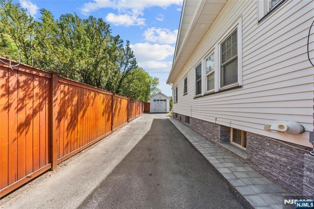 232 Webster Avenue, Lyndhurst, NJ 07071