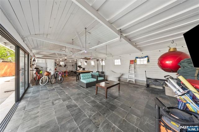 232 Webster Avenue, Lyndhurst, NJ 07071