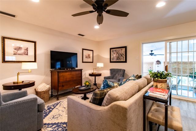 818 E Heath Street, Rockwall, TX 75087