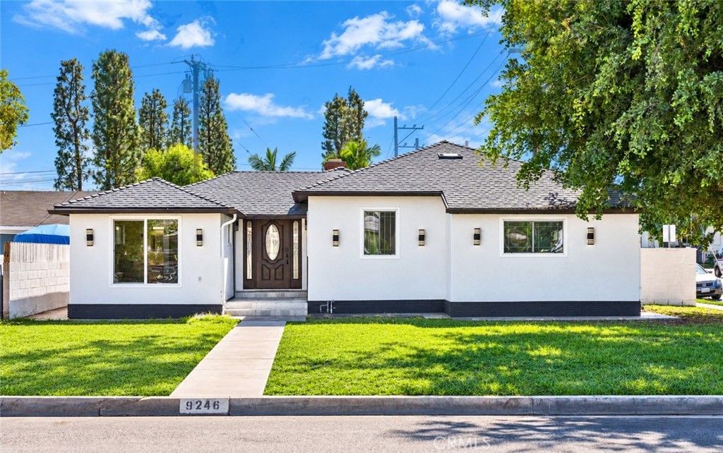 9246 Manzanar, Downey, CA 90240 — exterior