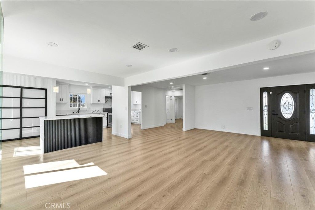 9246 Manzanar, Downey, CA 90240 — photo 5