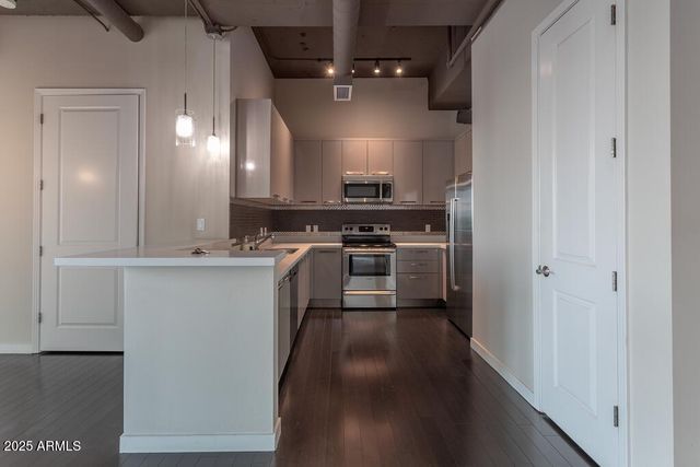 1 E Lexington Avenue Unit 702, Phoenix, AZ 85012