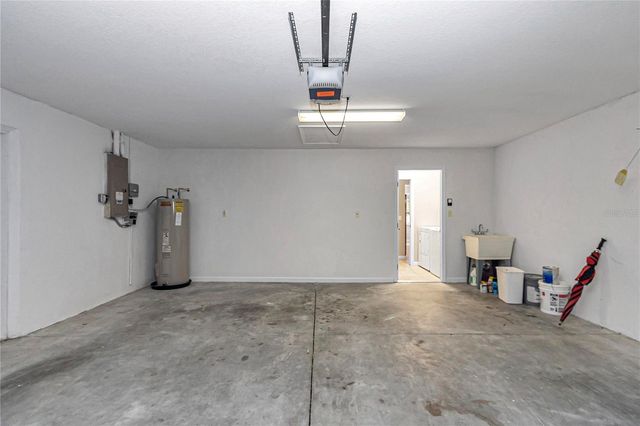 2022 NW 58TH COURT, Ocala, FL 34482