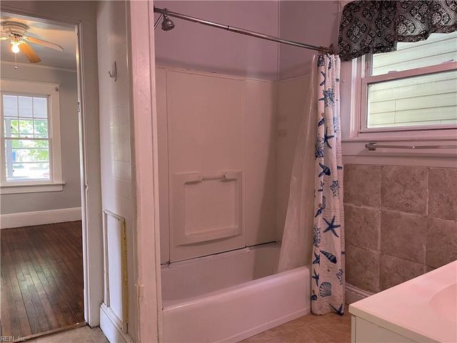 202 Glendale AVE, Norfolk, VA 23505