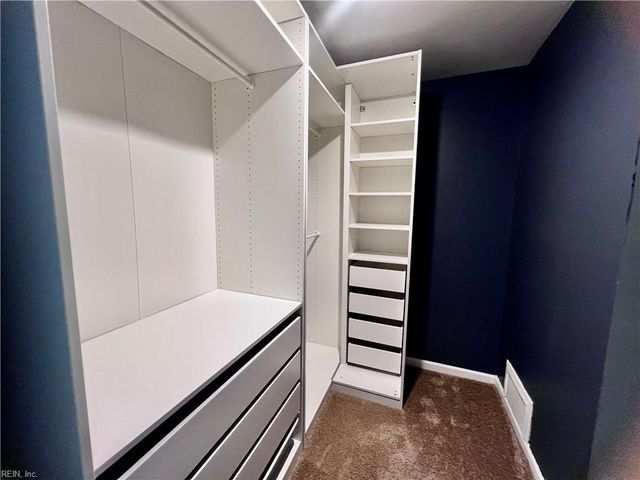 4080 Thomas Jefferson DR, Virginia Beach, VA 23452