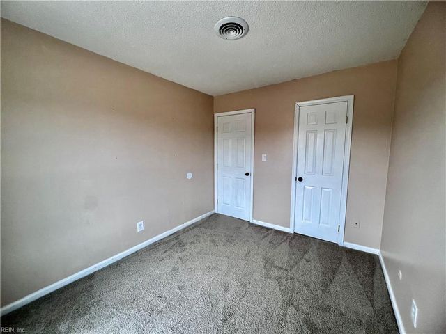 4080 Thomas Jefferson DR, Virginia Beach, VA 23452