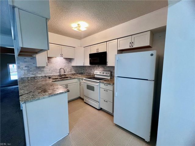 4080 Thomas Jefferson DR, Virginia Beach, VA 23452