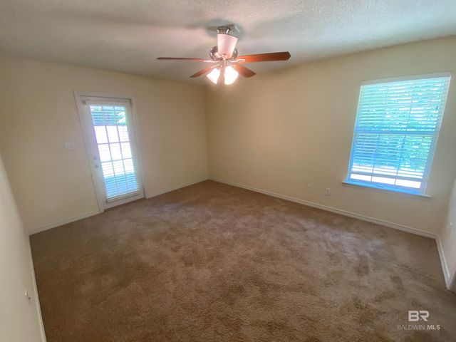 9064 Brookside Lane, Daphne, AL 36526