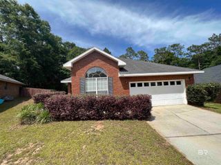 9064 Brookside Lane, Daphne, AL 36526