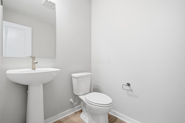 5488 Fawnsbury Court, Powell, OH 43065