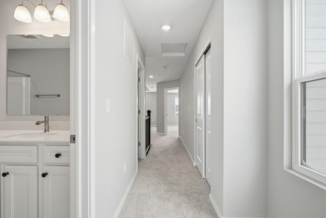 5488 Fawnsbury Court, Powell, OH 43065