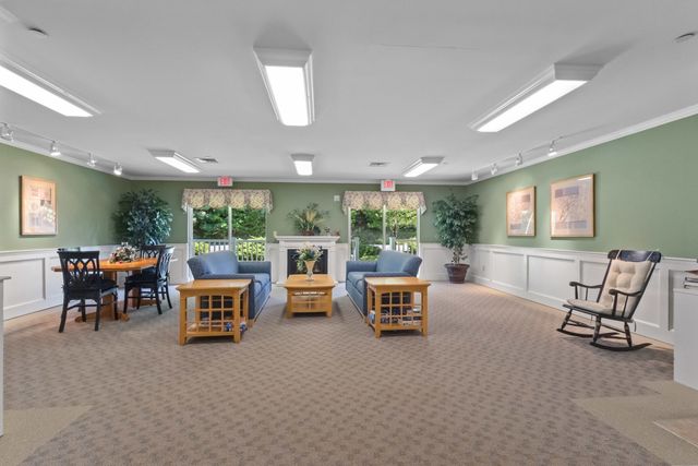 1818 Main Street 216, Holden, MA 01520