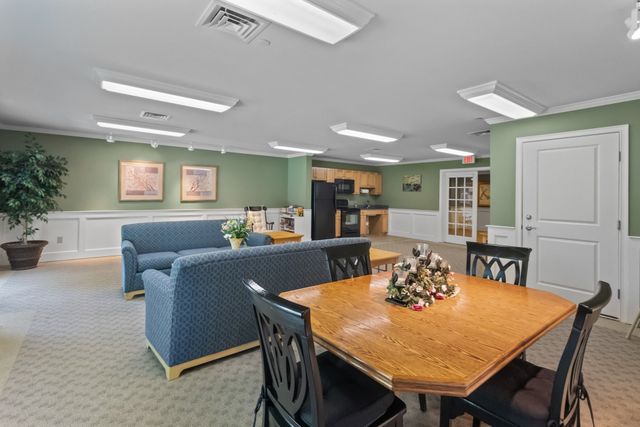 1818 Main Street 216, Holden, MA 01520