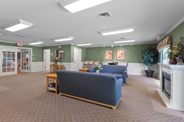 1818 Main Street 216, Holden, MA 01520