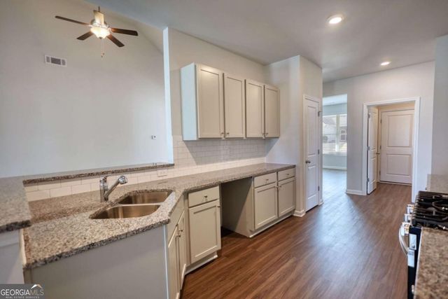 210 Park Place Trail, Social Circle, GA 30025
