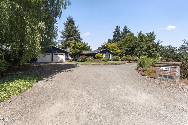 3127 Orchard Heights Road NW, Salem, OR 97304
