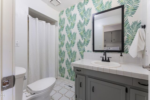 3127 Orchard Heights Road NW, Salem, OR 97304