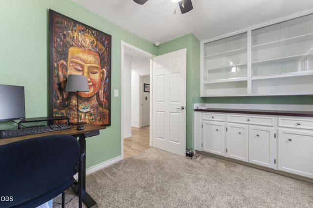 3127 Orchard Heights Road NW, Salem, OR 97304