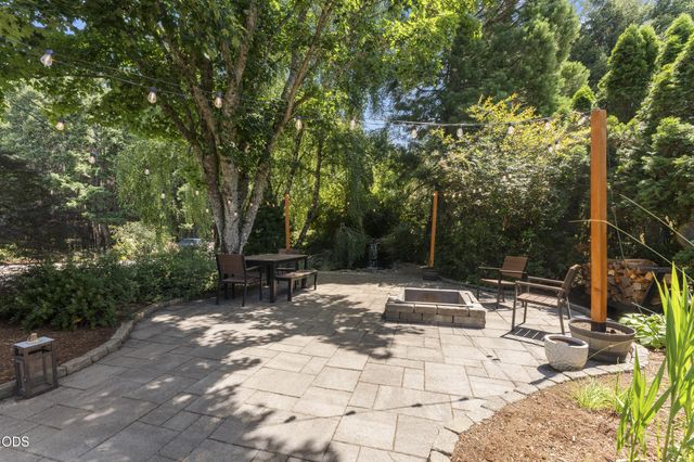 3127 Orchard Heights Road NW, Salem, OR 97304