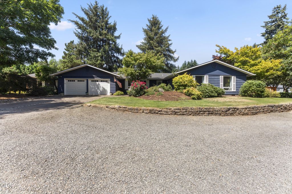 3127 Orchard Heights Road NW, Salem, OR 97304